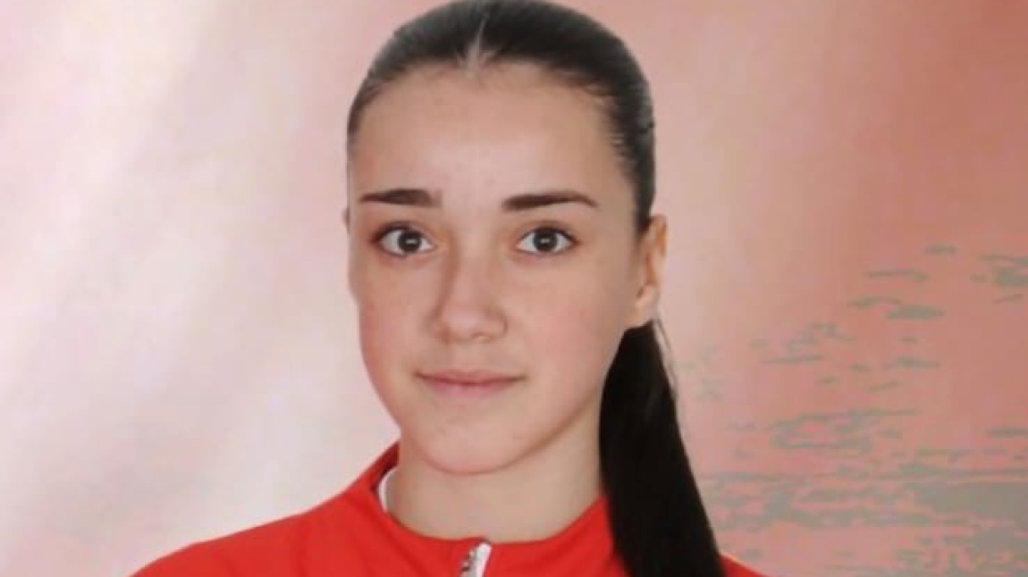 BADMİNTON MİLLİ SPORCUMUZ ELANUR  TAŞKIRAN BULGARİSTANDA